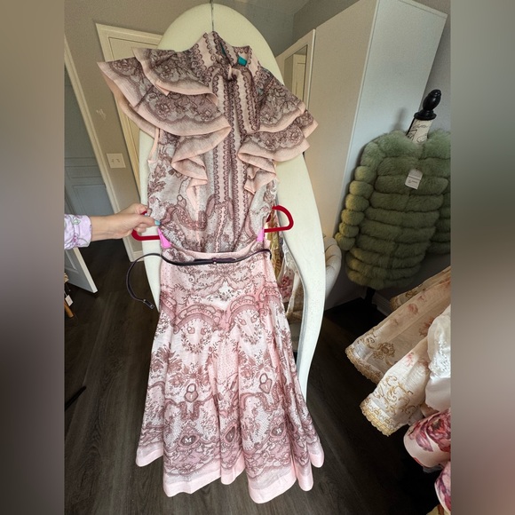 Zimmermann crush Elegant Pink Patterned SET OF 2 Skirt and top size 0 XS - Picture 11 of 11